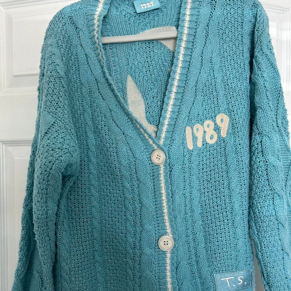 1989 TAYLOR SWIFT CARDIGAN